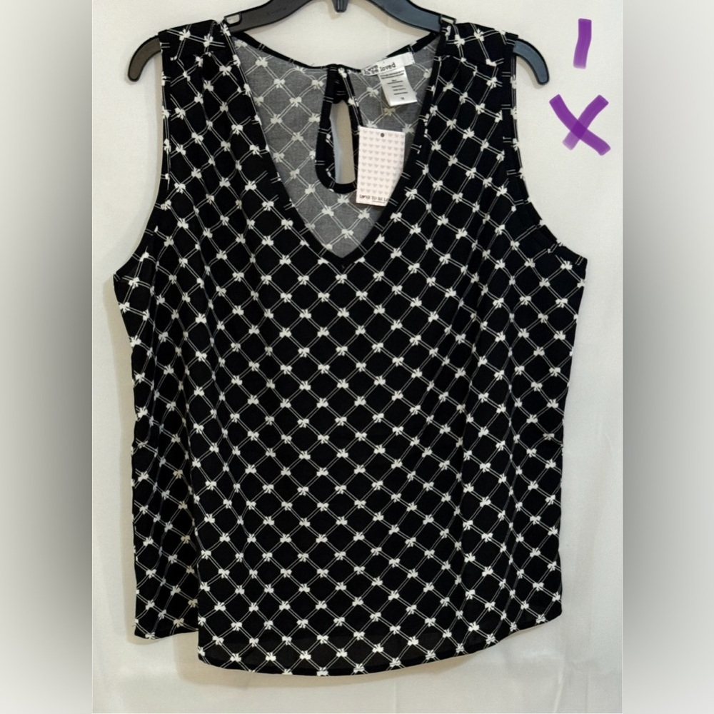 Black and White Geometric Tank Top